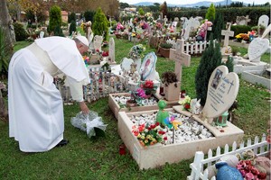 Fiéis Defuntos: Papa questiona «cultura negativa» sobre a morte