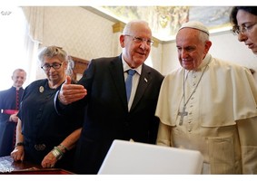 Papa encontra o presidente israelita Rivlin: o desafio é a paz