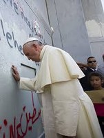 Papa convida Peres e Abbas para momento de oração no Vaticano