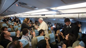 Papa anuncia viagem ao Japão 