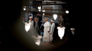 O Papa na “ Mesquita Azul” de Istambul, visita em Espirito de recolhimento e escuta