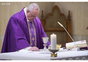 Papa ”façam o bem e não a santidade fingida”