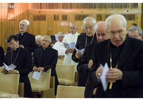 Papa em retiro espiritual a exemplo do Profeta Elias