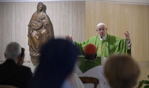 Papa: ser sal e luz é o testemunho diário do cristão