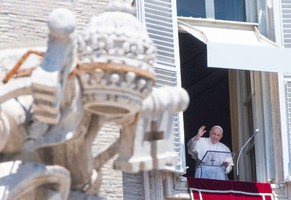 “Fazer da vida um dom”, a lição de São Pedro que o Papa apresentou aos católicos