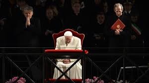 Na Via Sacra Papa Francisco evoca sofrimentos e injustiças da humanidade
