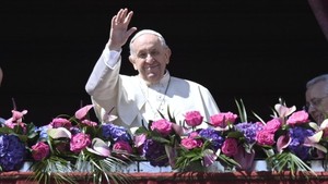 Apelos a paz domina mensagem Urbi et orbi do Papa no Domingo de Pascoa