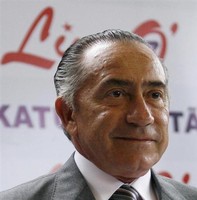 Lino Oviedo, candidato à presidência do Paraguai, morre em acidente