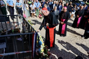 Cardeal Pietro Parolin homenageou as vítimas do elevador da Glória
