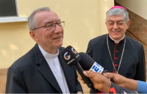 Dom Pietro Cardeal Parolin em Angola para ordenação episcopal de Dom Penemote