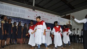 Festival da canção anima páscoa jovem