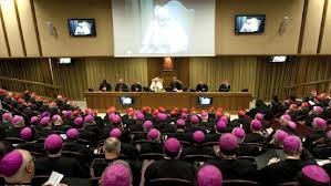 Sínodo 2012: Igreja tem de renovar-se em sociedade secularizada