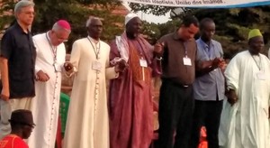 Líderes religiosos na Guiné-Bissau tentam negociar impasse político 
