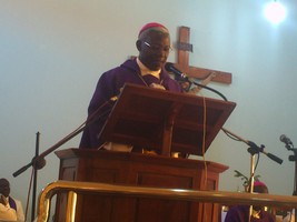 Núncio Apostólico encontra-se com o Clero da Diocese de Menongue.