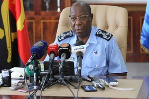 Comandante geral da polícia pede maior colaboração dos chefes de polícia com a comunicação social