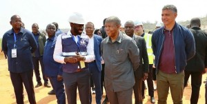 Presidente da República volta a visitar obras de abastecimento de água em Luanda