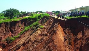 Ravina pode destruir centenas de residências em Cabinda