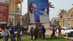 Rebeldes centro-africanos esperam negociações abertas em Libreville