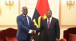 Primeira viagem de Tshisekedi foi a Angola