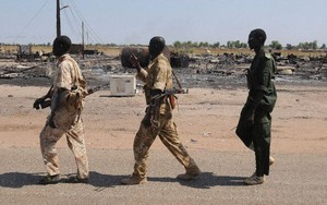 Rebeldes Sul-sudaneses recrutam em campos de refugiados no Uganda