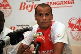 Rivaldo pode ficar no Kabuscorp mais um ano