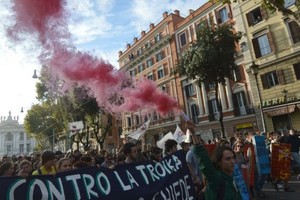 Esquerda protesta em Roma contra austeridade económica