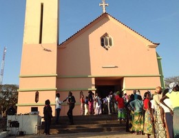 Diocese de Menongue comemora 42 anos de existência com os olhos voltados às vocações.
