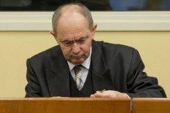 TPI condena à prisão perpétua o general sérvio-bósnio por genocídio