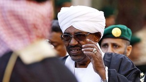Presidente do Sudão desafia tribunal e abandona a África do Sul