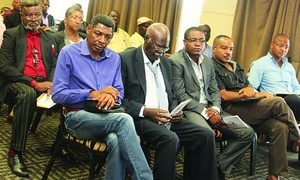 Ministra da Cultura quer espírito solidário na UNAC-SA