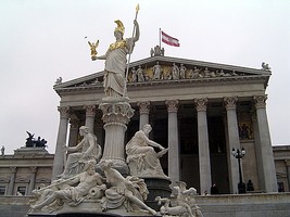 Após escândalo, Áustria busca reduzir risco nas finanças públicas