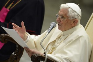 Papa assegura que renuncia em plena liberdade para o bem da Igreja