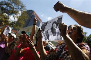 Fotos de Chávez doente causam fortes emoções na Venezuela