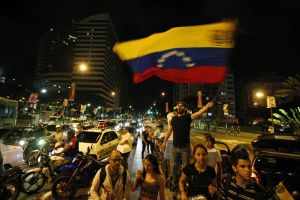 Parlamento venezuelano investiga alegada corrupção de partido da oposição