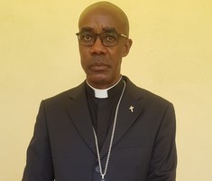 Novo Bispo do Uíge promete trabalhar com todos na obra do senhor
