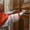 Camerlengo selou apartamentos pontifícios